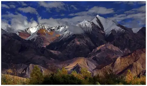 《西藏的大山》