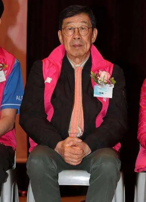 tvb老戏骨罗兰曝疫下生活独居使用检测包有难度庆幸已打疫苗