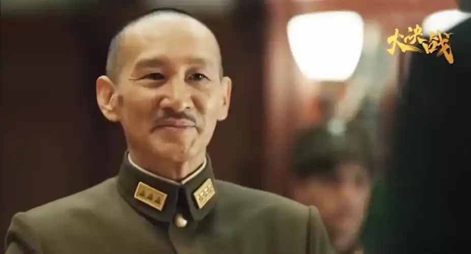 而对于王劲松来讲,尽管出演过多部大型影视剧,但扮演领导级人物还真是