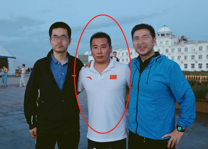 体操一哥肖钦近状无业游民身材走形变样和杨威比天差地别