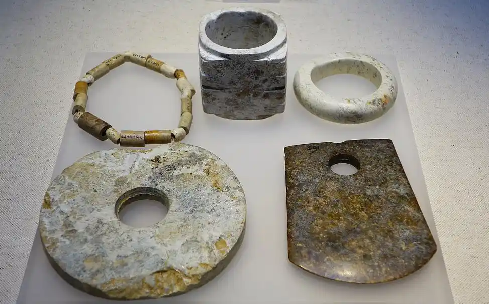 良渚玉钺,新石器时代,武汉园博园长江文明馆.