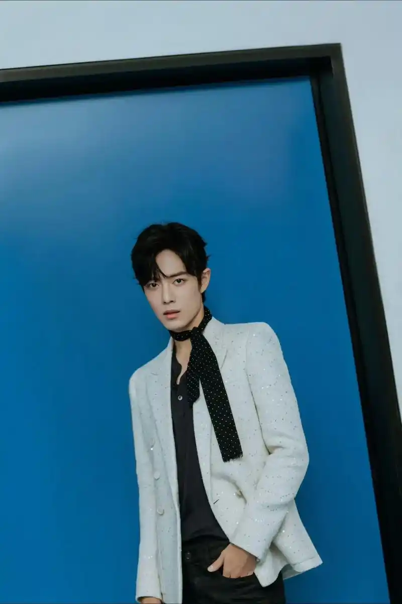 你们知道肖战王一博的粉丝年龄跨度有多大嘛.今年我见识到了.  - 抖音