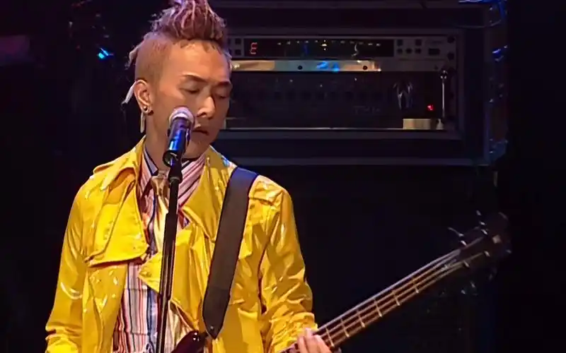 [8k修复][60帧]24.追忆[beyond the story live 2005告别演唱会]