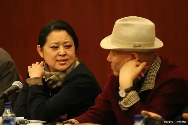 在1996年,倪萍和陈凯歌已经同居了五年.