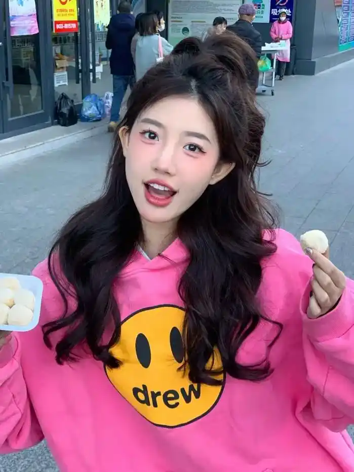 93新学期新发型超减龄的高马尾~90相信宝宝们都开学了吧!