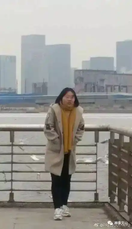 "我妈把我的丑照发到了朋友圈"-搞笑频道-手机搜狐