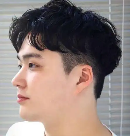 男生头大脸圆适合什么发型