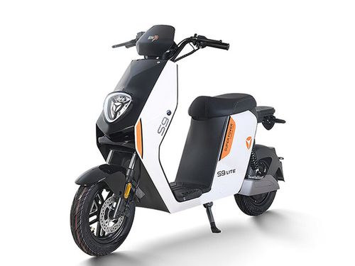 雅迪新款冠能3代s9 lite版图赏