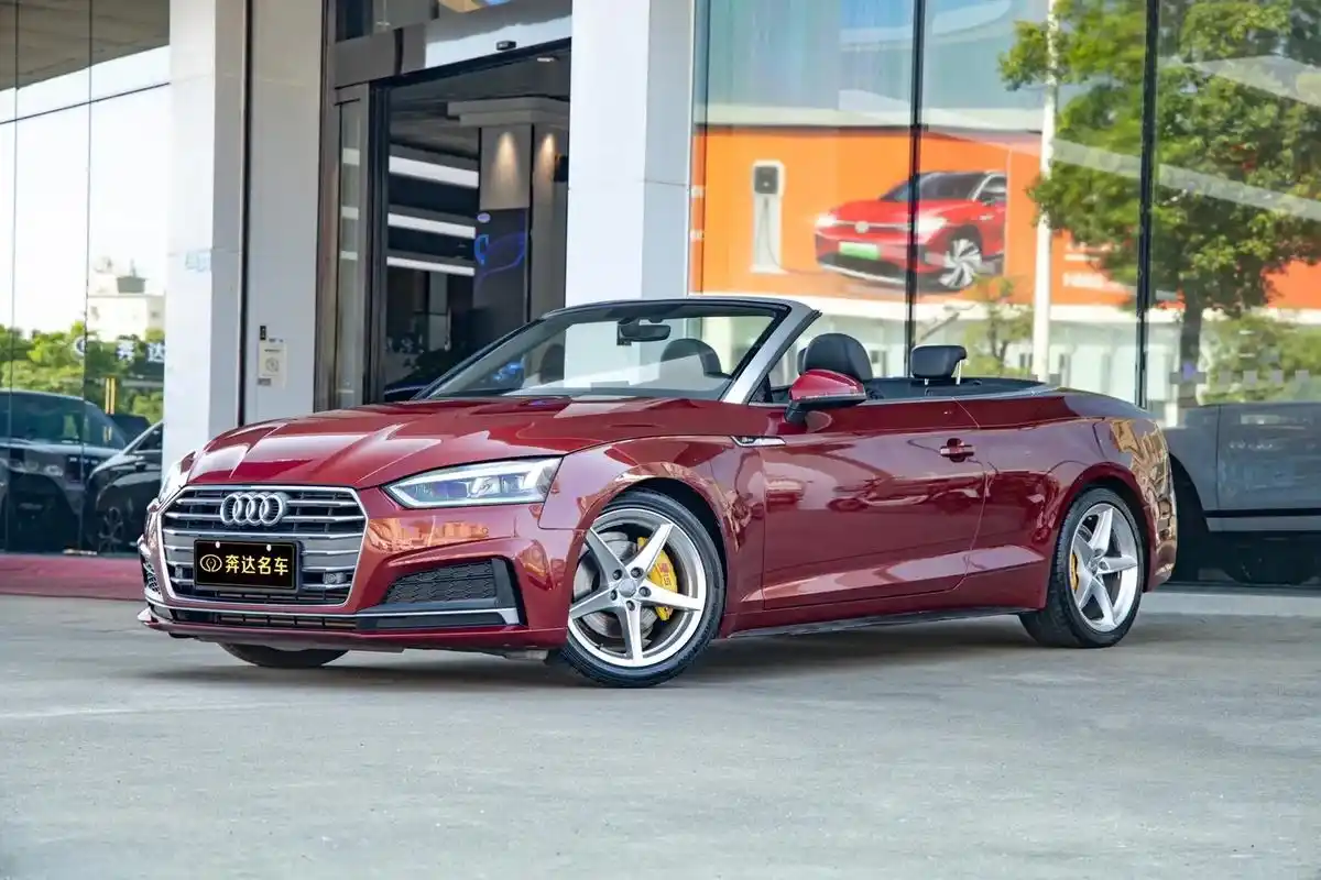 2019款 奥迪a5 cabriolet 40 - 抖音
