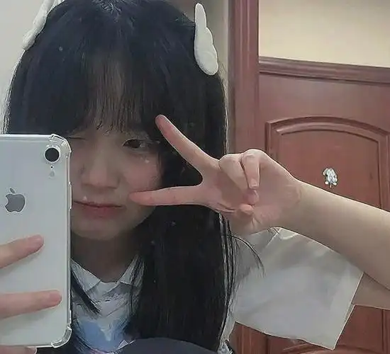 高级女头‖可笑吗 我忘不了一个网恋