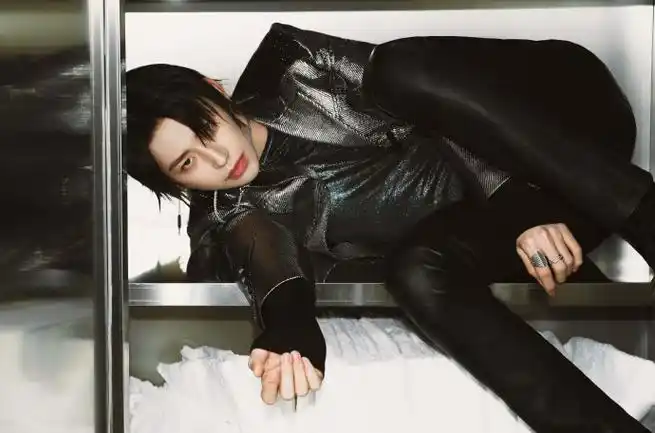 小鬼-王琳凯lilghost工作室