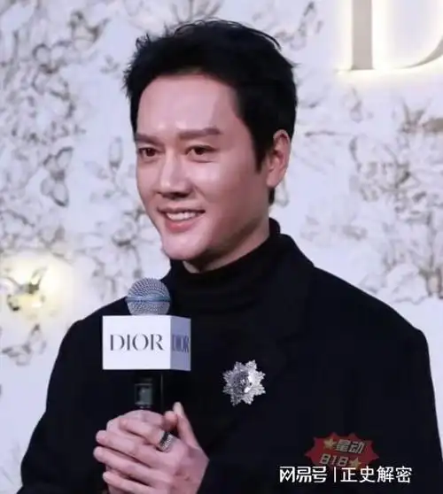 林允冯绍峰参加活动女方眼神躲闪不敢看冯绍峰网友直呼尴尬