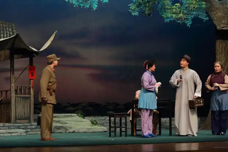 现代京剧《沙家浜》～由北京京剧院演出