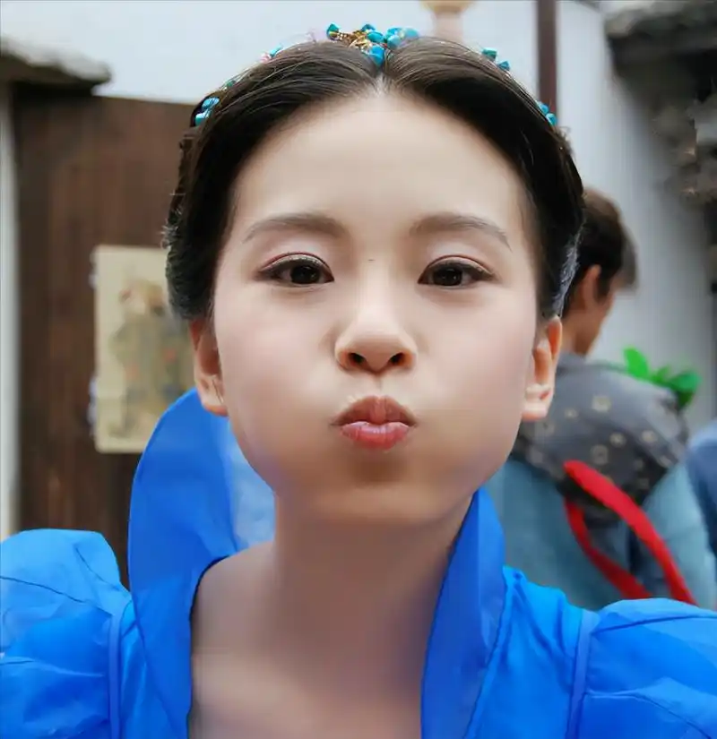 刘诗诗早期旧照合集,自带温柔气质,来旧时光里遇见最美好的她