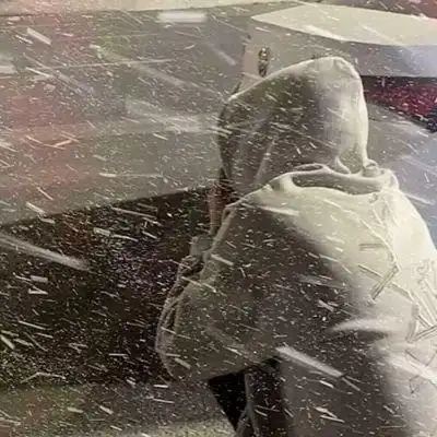 高品质高格调的头像男特别帅气的男生真人微信头像大全