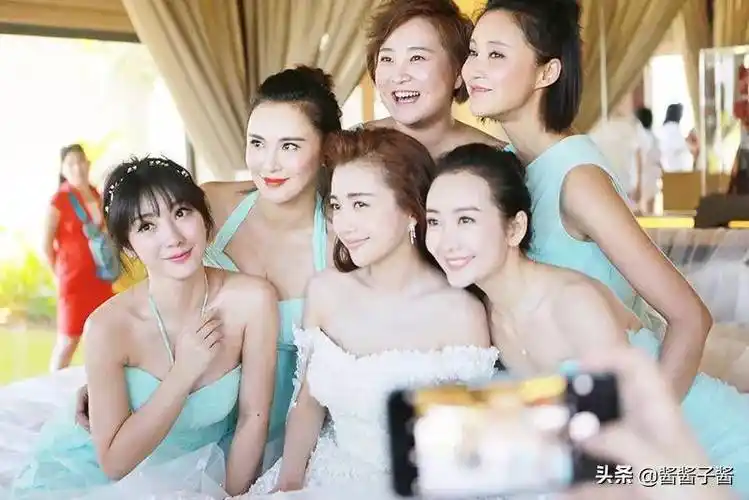 婚礼伴娘团,有人真心祝福,有人来"砸场子",新娘被艳压_陈妍希_刘诗诗