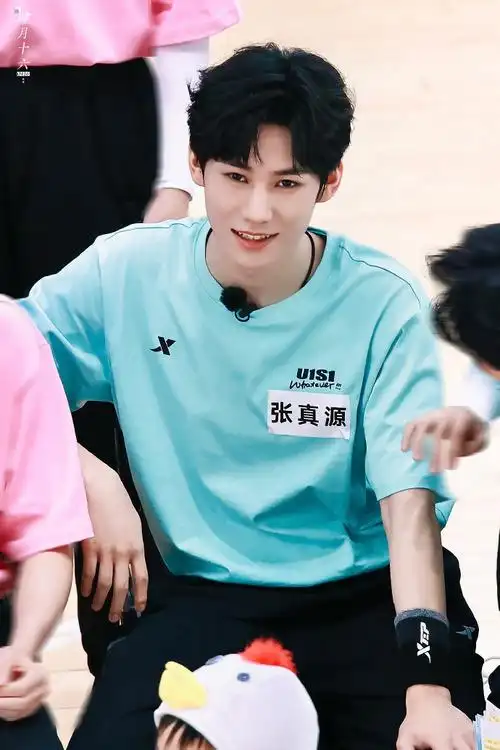 张真源夏季运动会饭拍