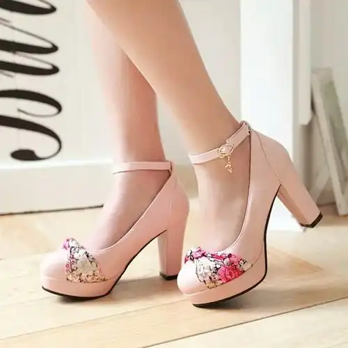 16岁可以穿这种高跟鞋吗