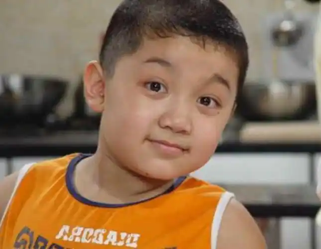 尤浩然饰演的夏雨,在剧中胖嘟嘟的,也让大家深入人心.