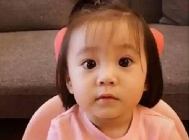 刘恺威杨幂的小糯米正面照公开,网友:不像刘恺威竟然像他!