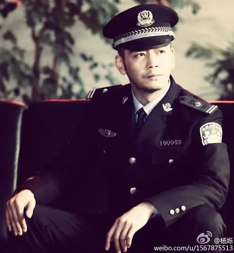 中国内地影视男演员,毕业于中央戏剧学院表演系本科班