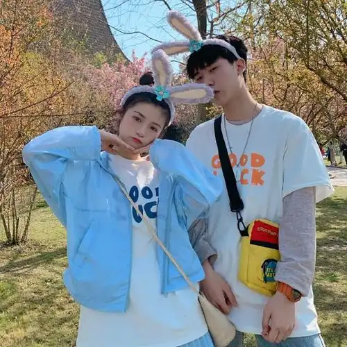 好看的甜蜜真人情侣头像一左一右配对