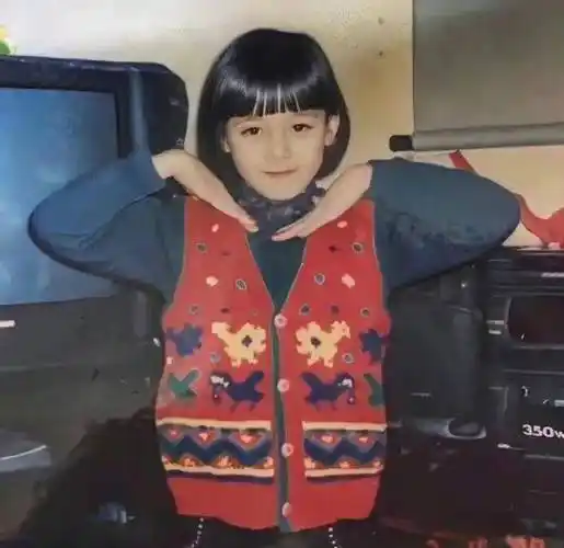 只因长得太漂亮,被贵人看中改行演戏_迪丽热巴_高伟光_女儿