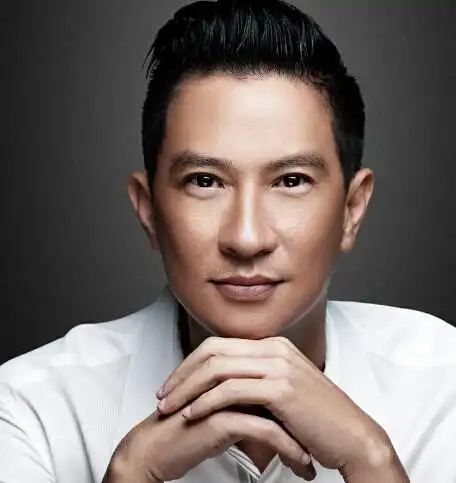 【图】关咏荷张家辉近照曝光 网友夸关素颜似少女