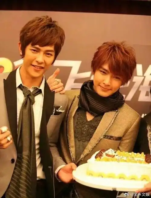 炎亚纶我从来没爱过##炎亚纶回应喜欢汪东城