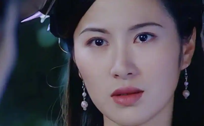 43岁的叶璇演18岁少女,剧情雷人一星亮相,上官海棠滤镜碎一地!