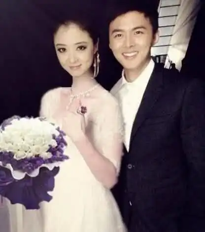 跟蒋欣恋爱4年无果如今公开新恋情广收祝福