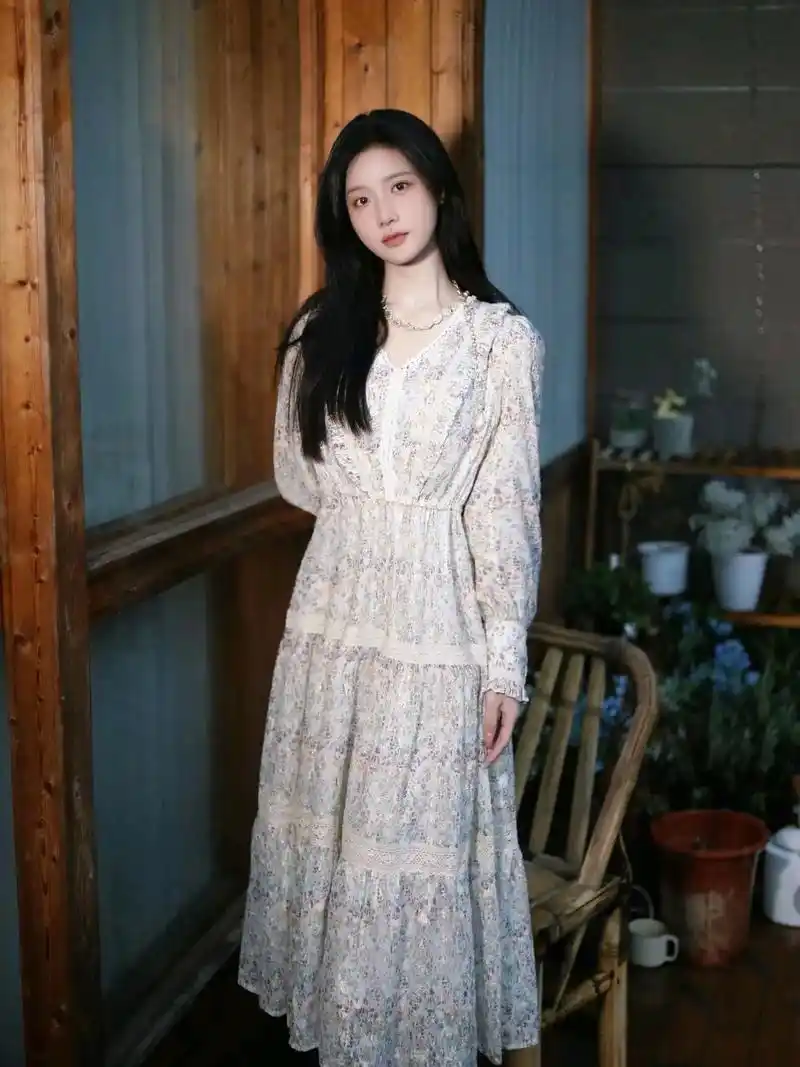 丽融菀草壹秋装上新.-感谢@陈意涵上身菀草壹秋季新品繁花裙  - 抖音