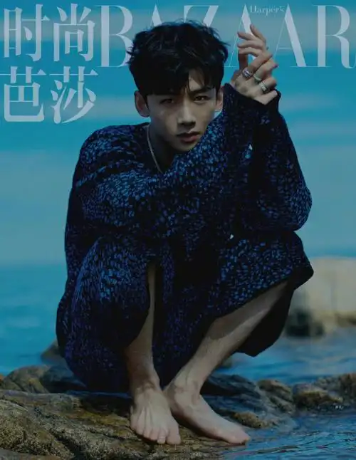 白敬亭时尚芭莎丨这组图真的是绝绝子了