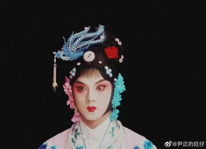 从鬓边开扒男星戏装扮相张国荣最美尊龙最艳还有他曾被错认成张国荣