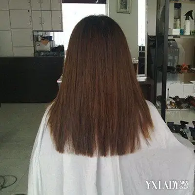 经典女生造型后面头发剪齐步骤图片 四个技巧你轻松学会