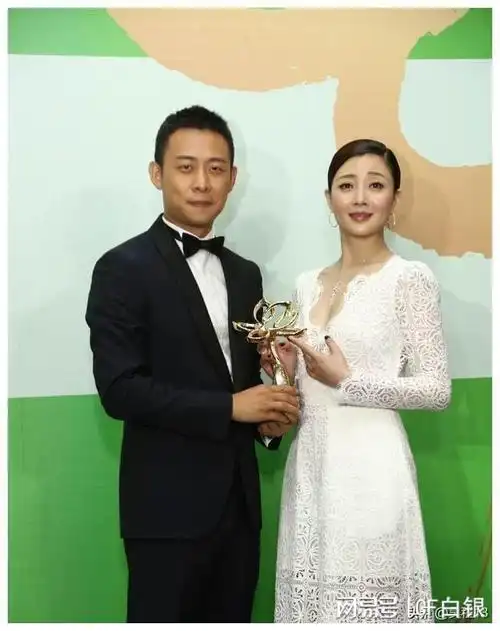 我只要和她拍两口子的戏,她老公就抱孩子探班 张译的演艺之旅