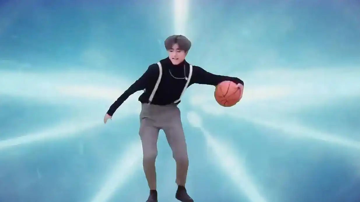 蔡徐坤这样打球多帅哦,你们有什么话说