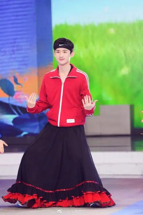 2018白敬亭《快乐大本营》播出_高清图片大全-爱豆app