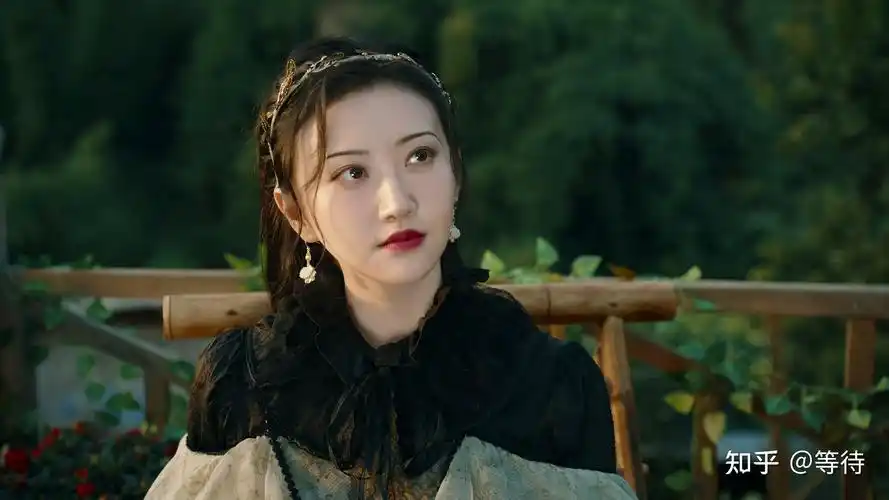 如何评价景甜在司藤中的表现