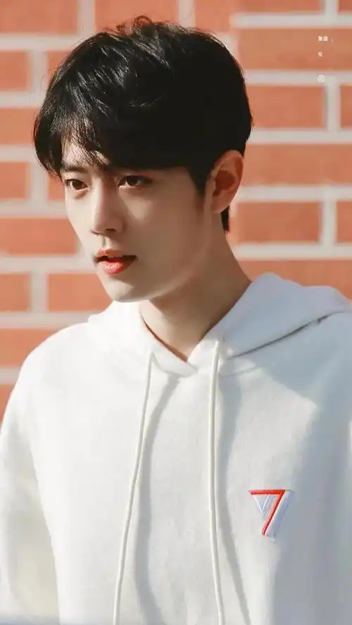 肖战一眼就惊艳的照片——肖战惊艳美图100张无水印横图