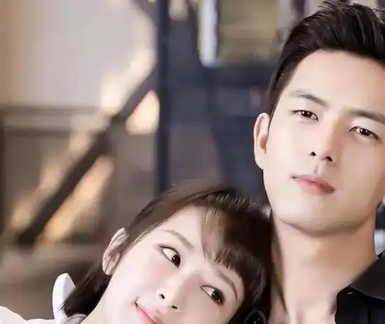 杨紫被曝新恋情,两人住同一小区,男方身份被扒|肖战|绯闻|张艺兴_网易