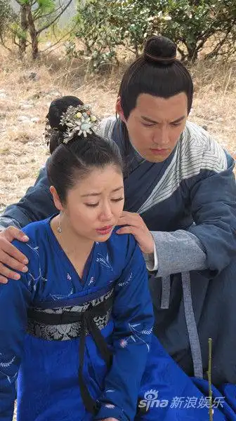 严宽静距离讲述成长史 力挺林心如加盟倾世皇妃