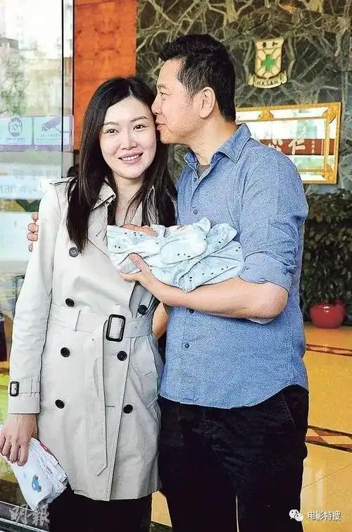 【娱乐】她是港姐冠军,因不屈在tvb受辱,今辞职嫁富豪生活过的