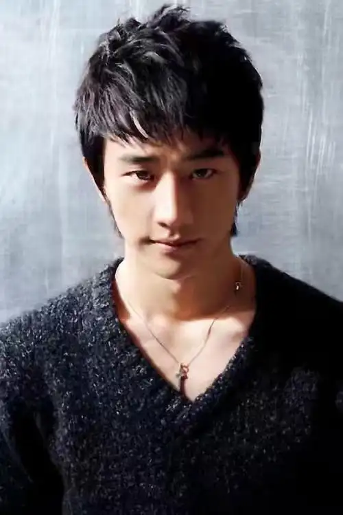 黄轩的陈年老照片了解一下吗?