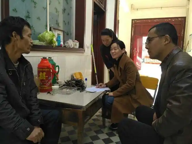 富平县美原中学积极开展教育扶贫大家访活动