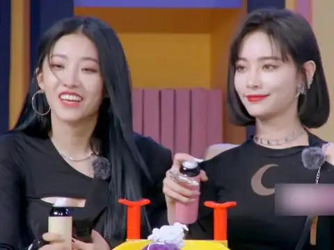 《非日常派对》抢先看:许佳琪喻言"爱意"超载 最终会砸像谁