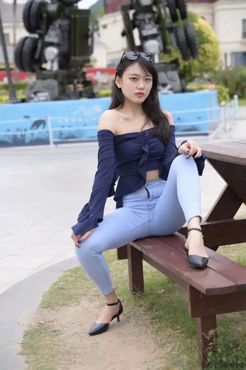 微胖牛仔裤穿搭|超级柔软的紧身牛仔裤