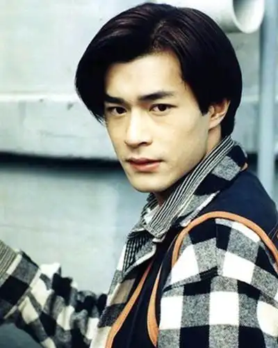 【图】古天乐年轻帅照惊人 白古成功转型成黑古_港台星闻_明星-超级