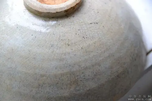 金代定窑白瓷细碎开片碗