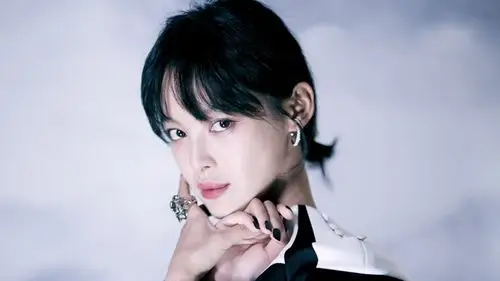 辛芷蕾头像图片-美女壁纸-高清美女图片-第5图-娟娟壁纸